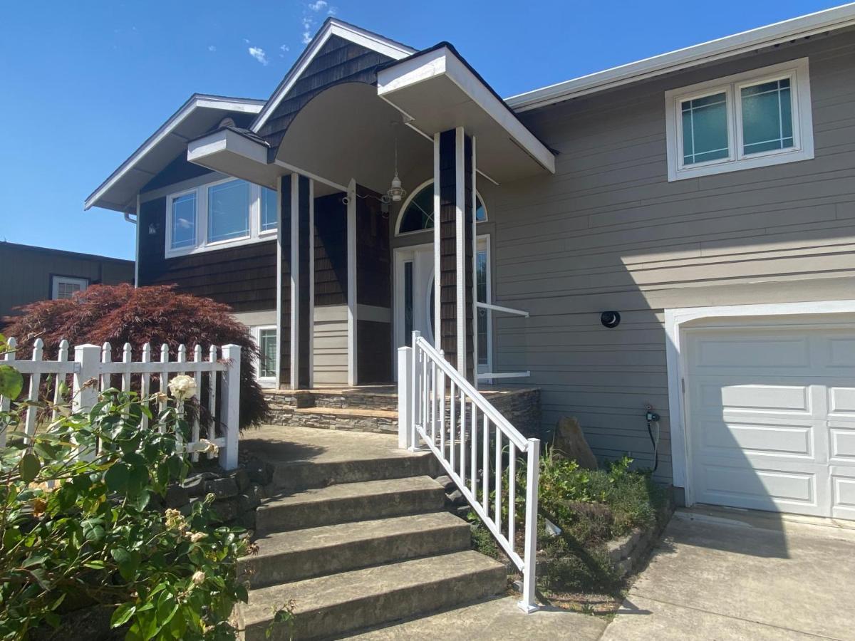 Scenic Lake View Home Tacoma Extérieur photo